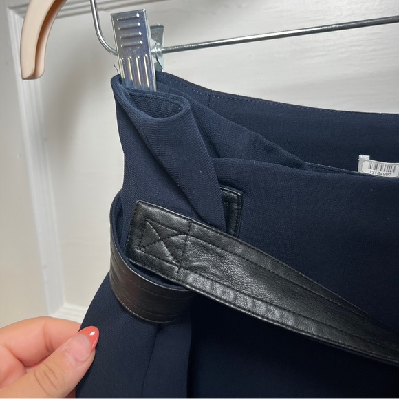 Vince Blue Belted Wrap Skirt with Leather Trim Sz 12 - Picture 10 of 14